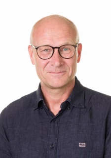 Henning Brandt (HB)